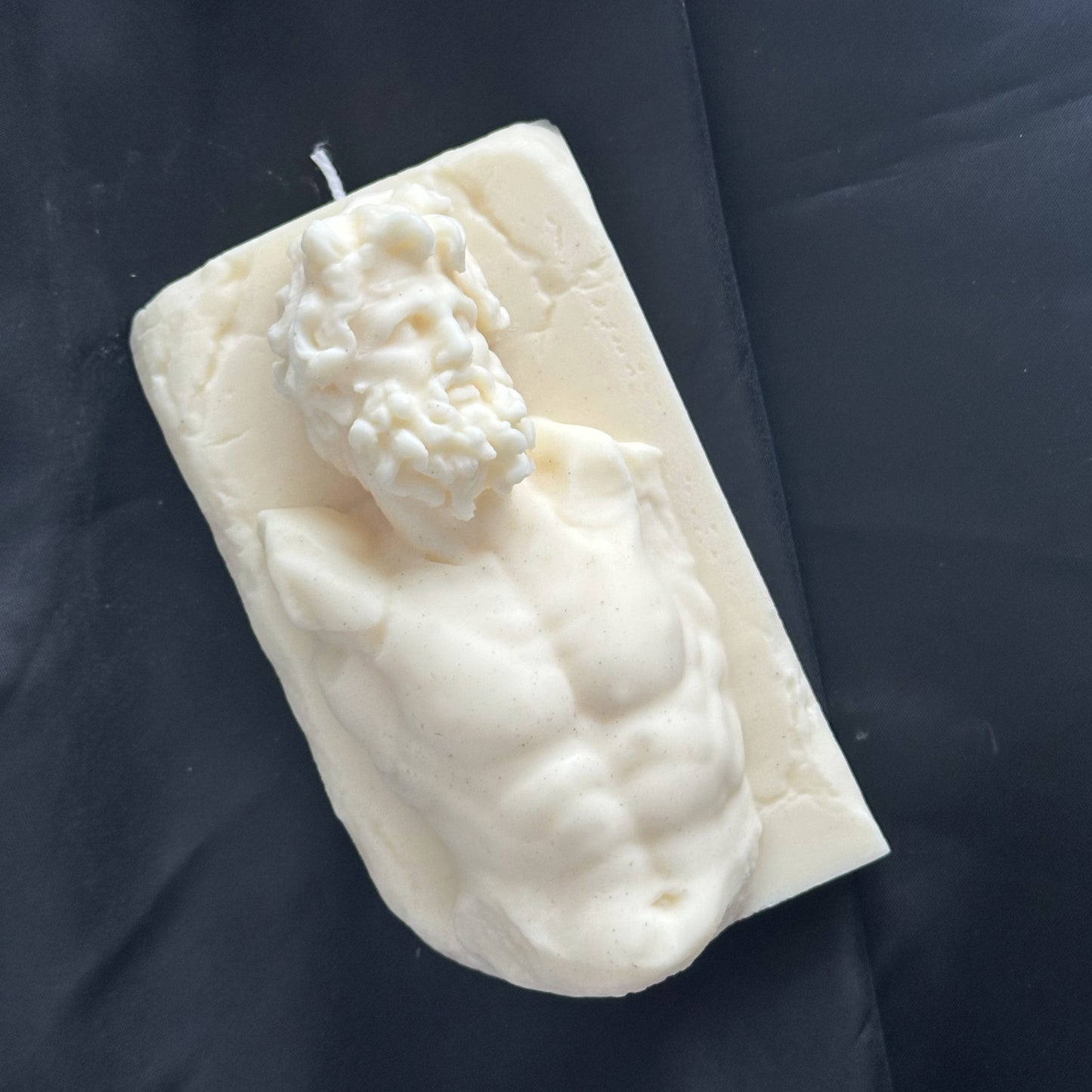 Greek Laocoön Candle – Klytios Sculpture Candle – Handmade Soy Wax Classical Statue – Decorative Art Candle – 300g