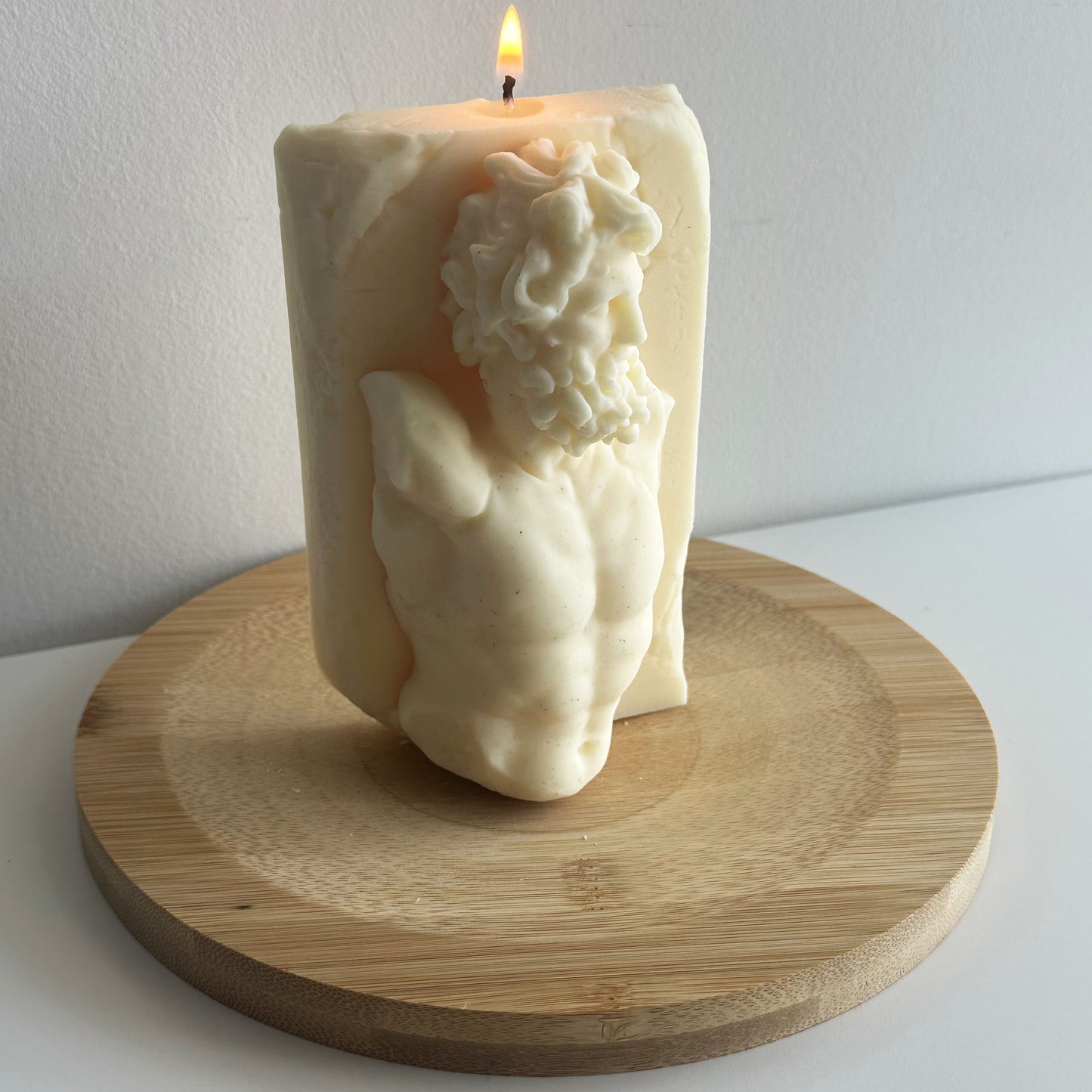 Greek Laocoön Candle – Klytios Sculpture Candle – Handmade Soy Wax Classical Statue – Decorative Art Candle – 300g