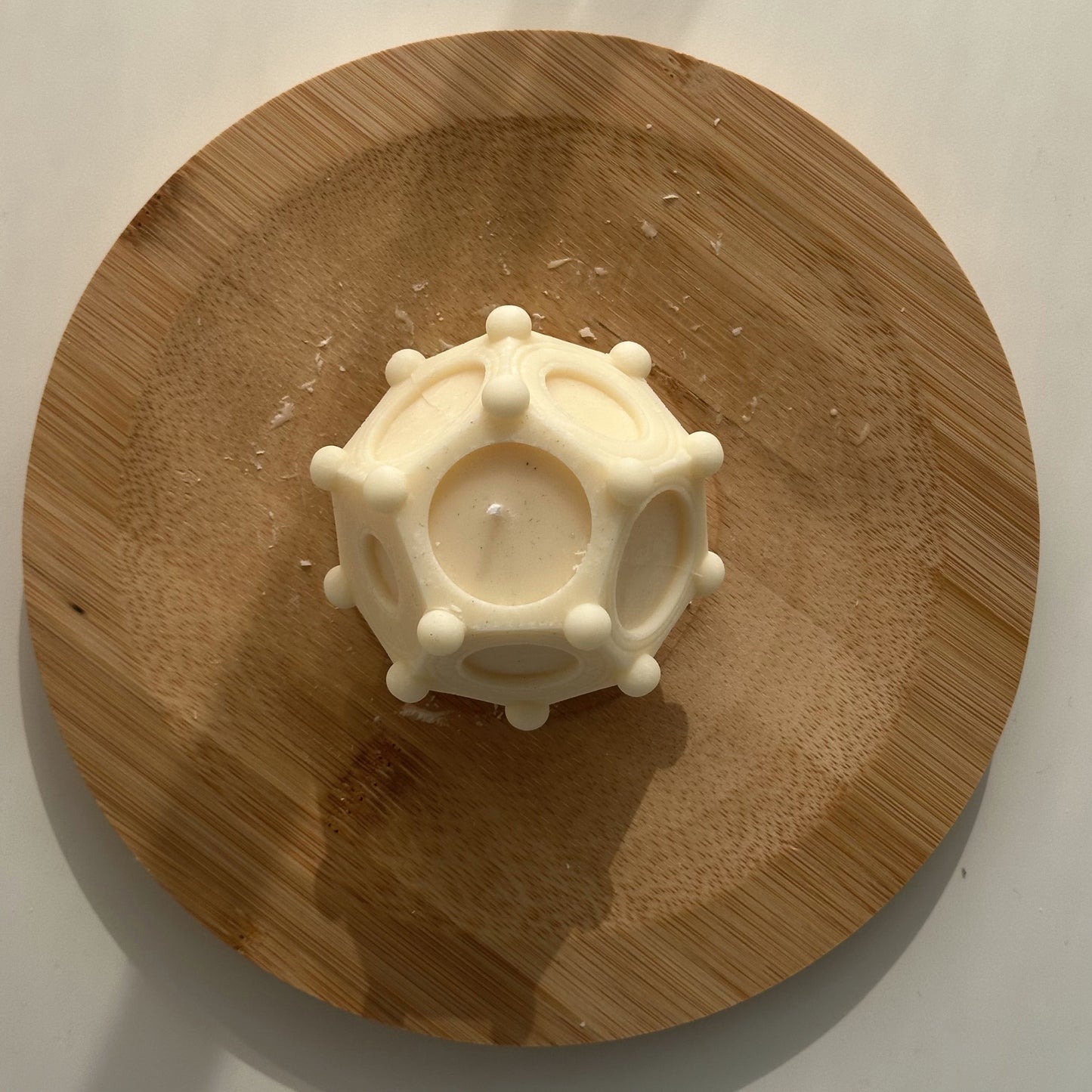 Ancient Roman Dodecahedron Candle – Mysterious Symbol – Handcrafted Scented Soy Wax – Unique Home Decor & Birthday Gift