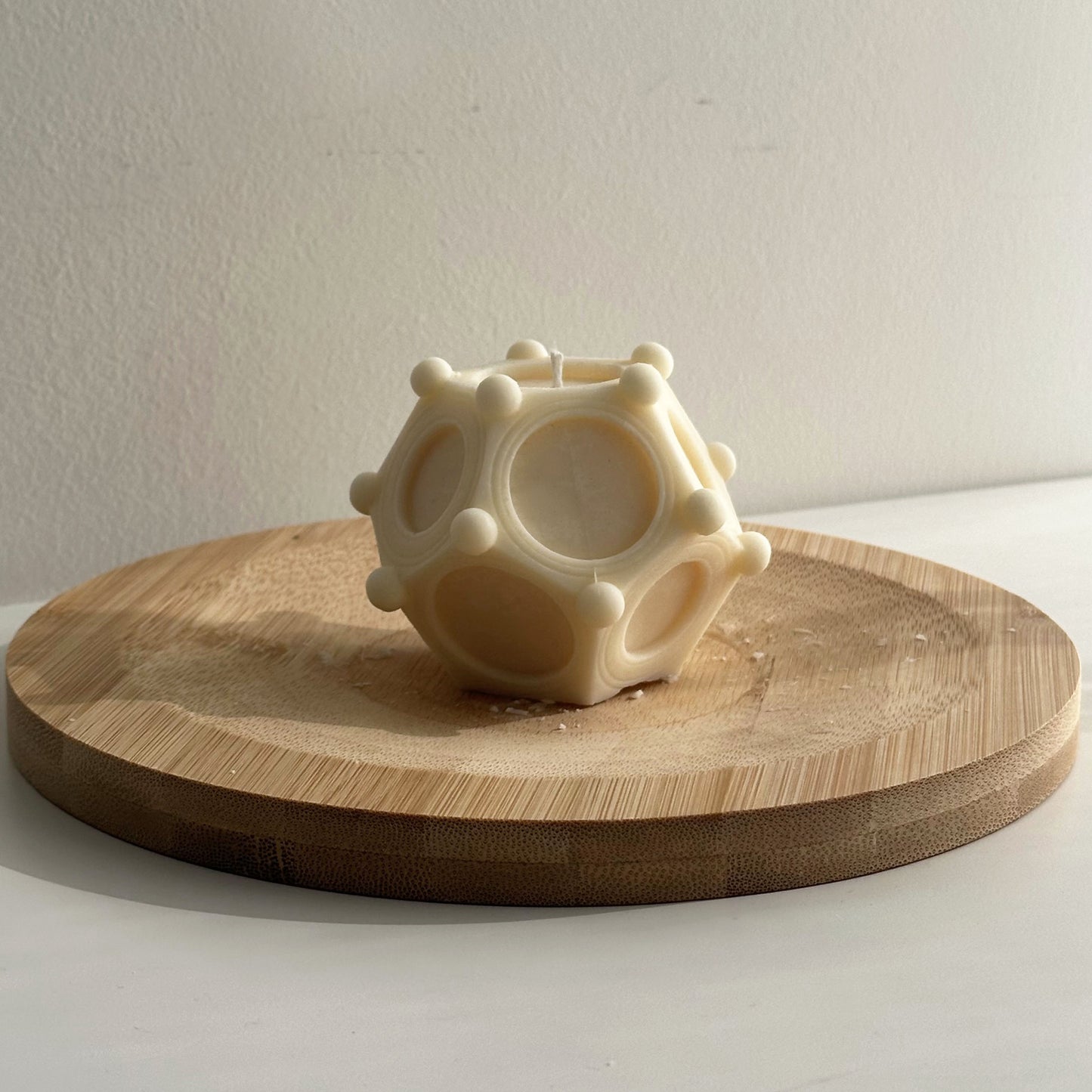 Ancient Roman Dodecahedron Candle – Mysterious Symbol – Handcrafted Scented Soy Wax – Unique Home Decor & Birthday Gift